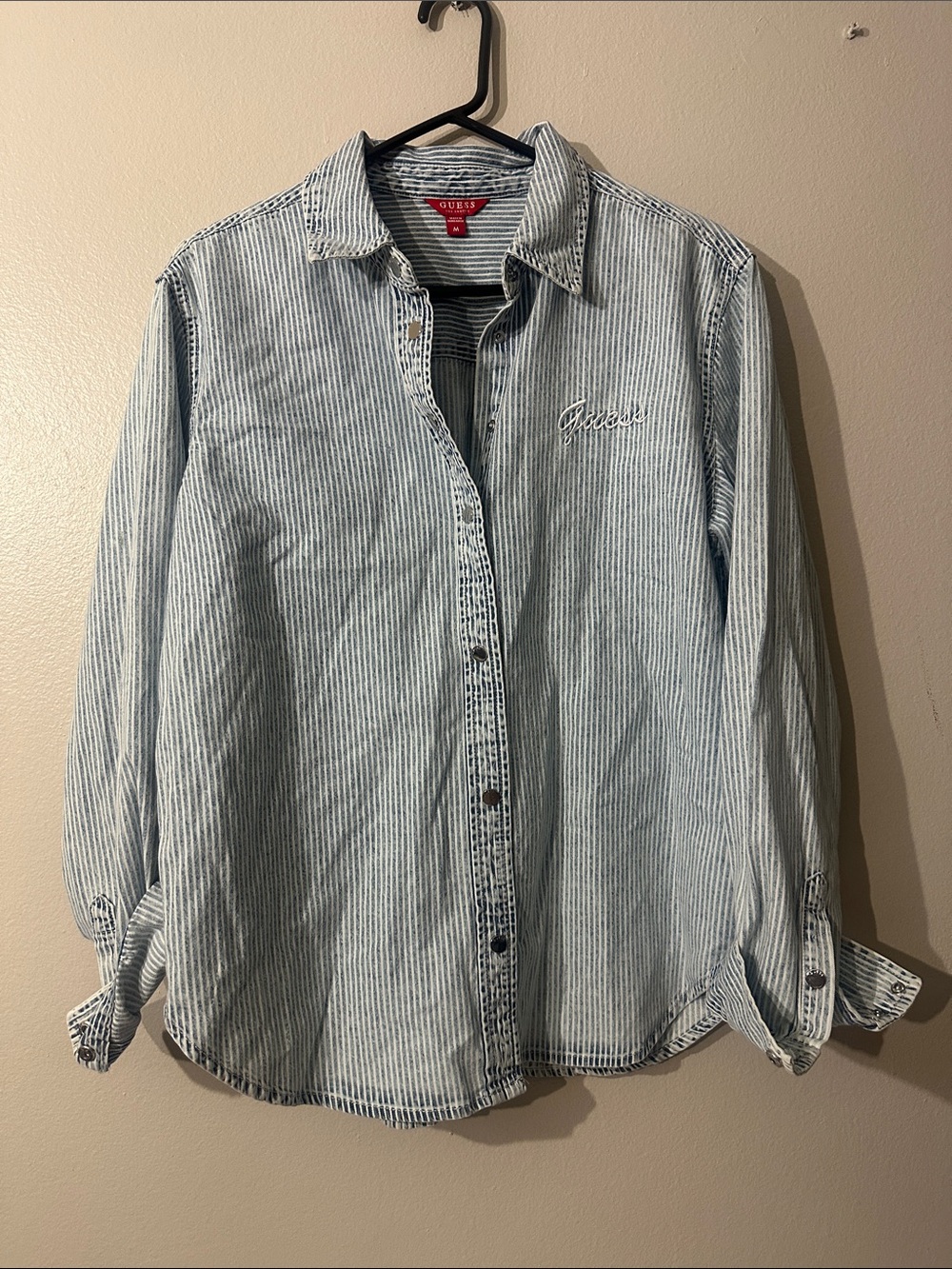 GUESS Light Blue and White Striped Button-Down Shirt Sz M